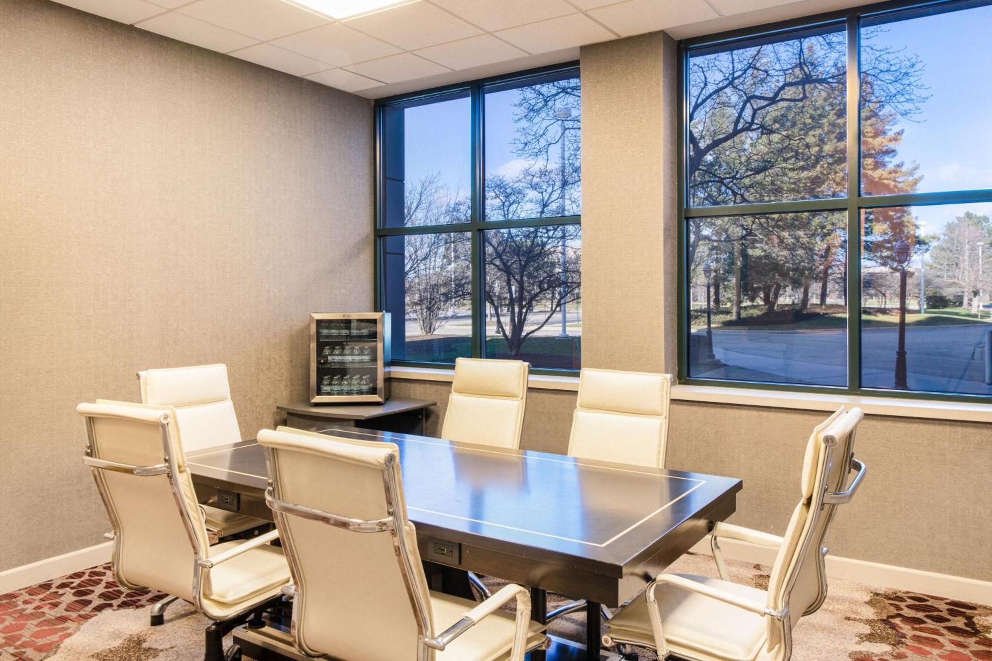 Chicago Marriott Suites Диърфийлд Екстериор снимка