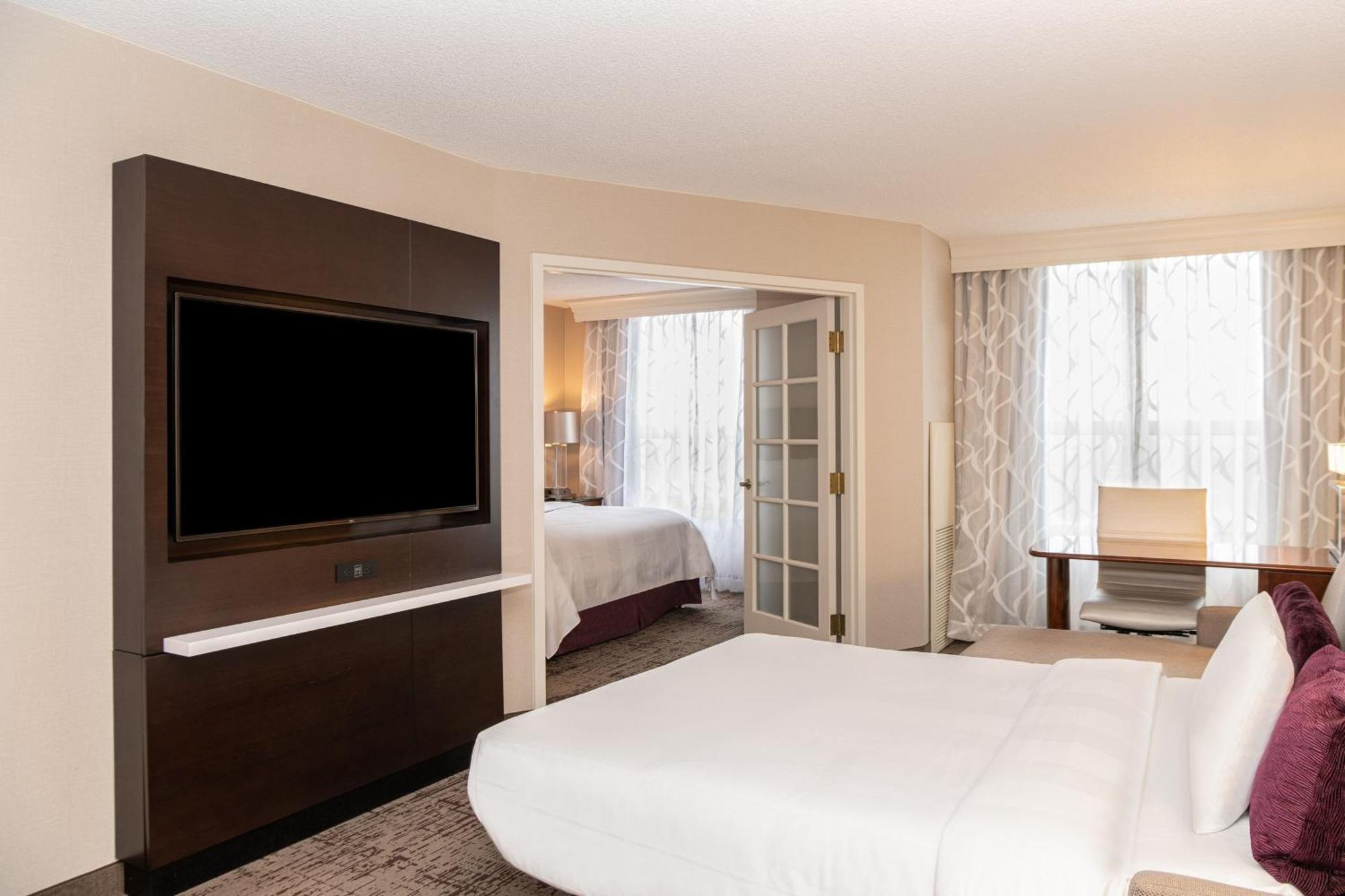 Chicago Marriott Suites Диърфийлд Екстериор снимка