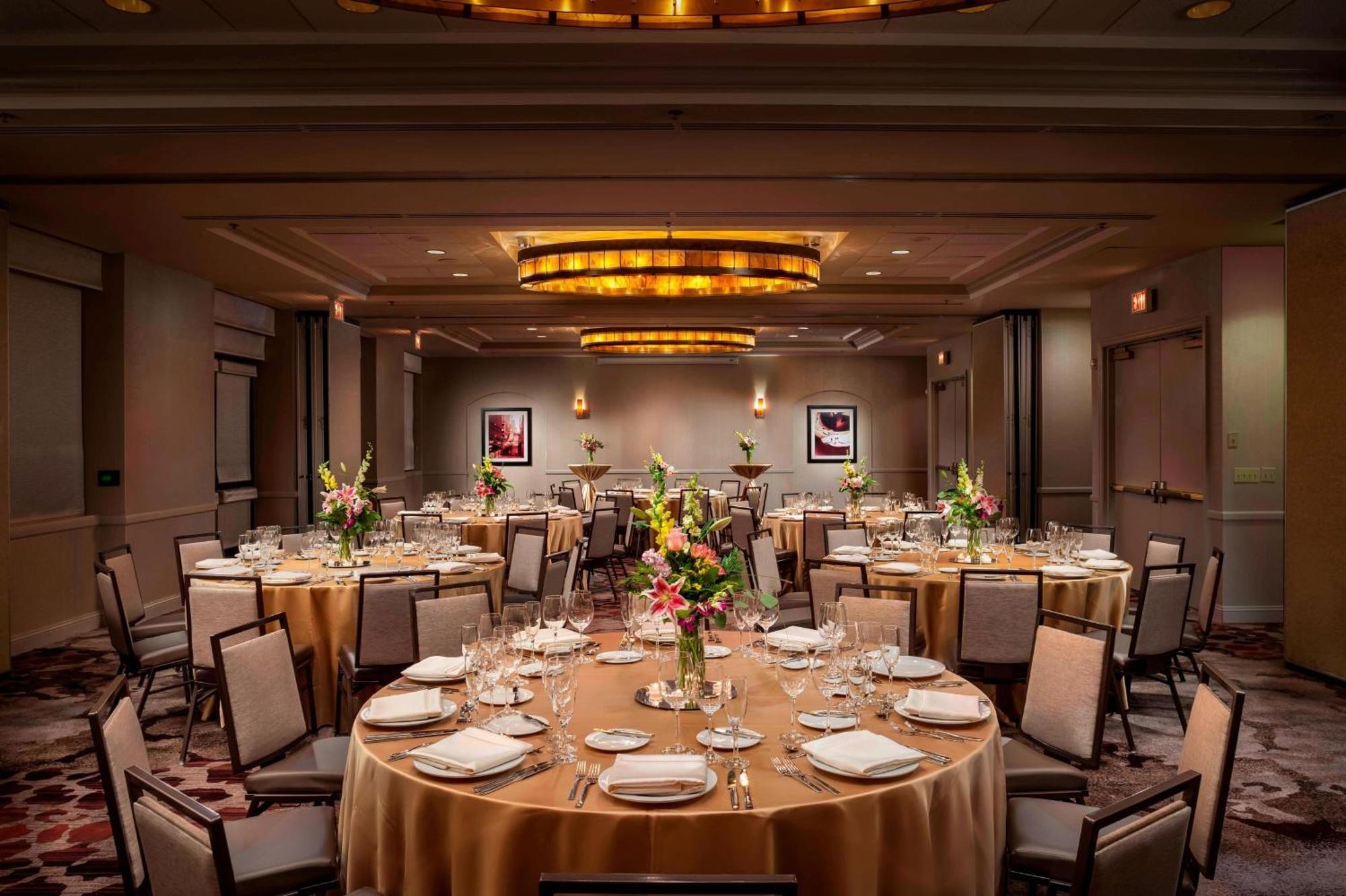 Chicago Marriott Suites Диърфийлд Екстериор снимка